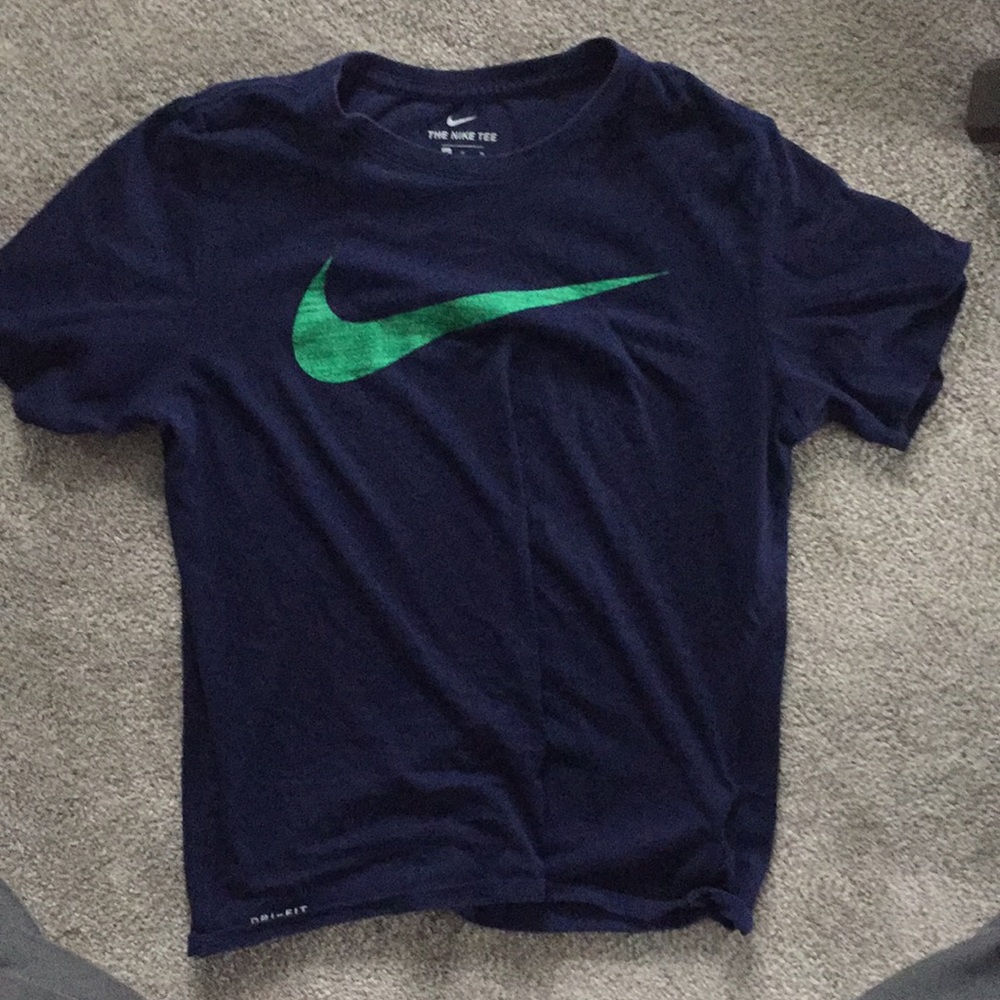 Nike T-shirt